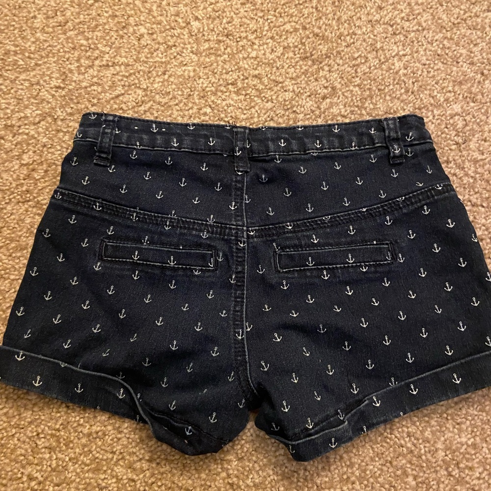 Anchor shorts
